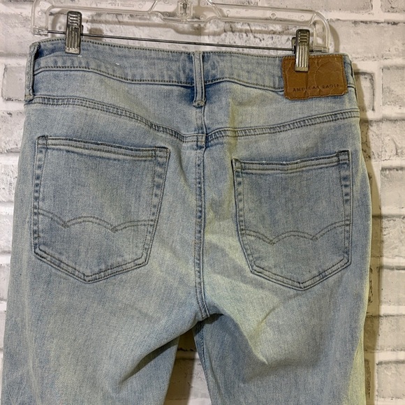 American Eagle Light Blue AirFlex Denim, distressed, 30 x 32 - Picture 9 of 12